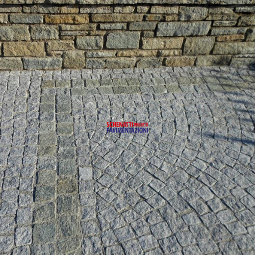 PAVIMENTAZIONE CON CUBETTI 